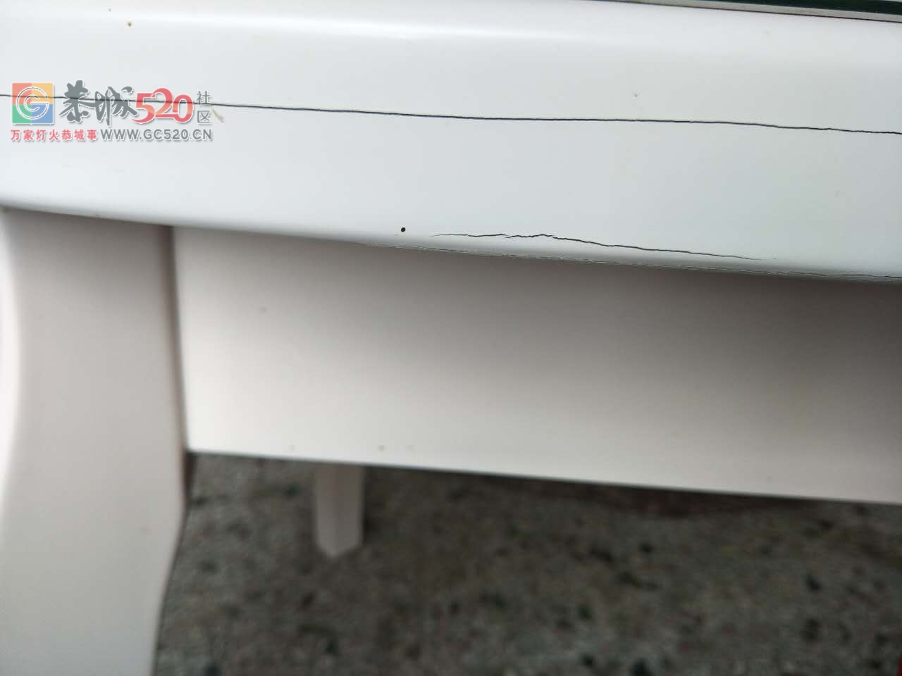 在恭城全友买的半年就开裂了,现在让他们帮修都不管98 / 作者:哟西 / 帖子ID:234367