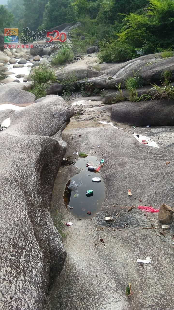 恭城下山源黄茅坪雷劈石垃圾一片579 / 作者:小雅姐姐 / 帖子ID:234432