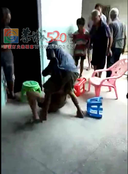 西岭某村两个老人家吃了两碗被的事情奏，打起架子来！406 / 作者:西界 / 帖子ID:234446