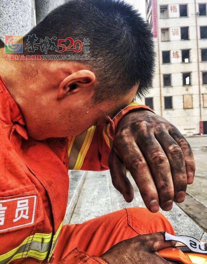 八一建军节，朋友圈最动人的军人照片，看到第几张你泪流满面？560 / 作者:西界 / 帖子ID:234448