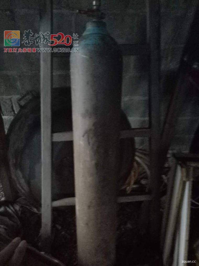 拉鱼用的氧气罐一个，现半价350转让200 / 作者:分类小编 / 帖子ID:235151