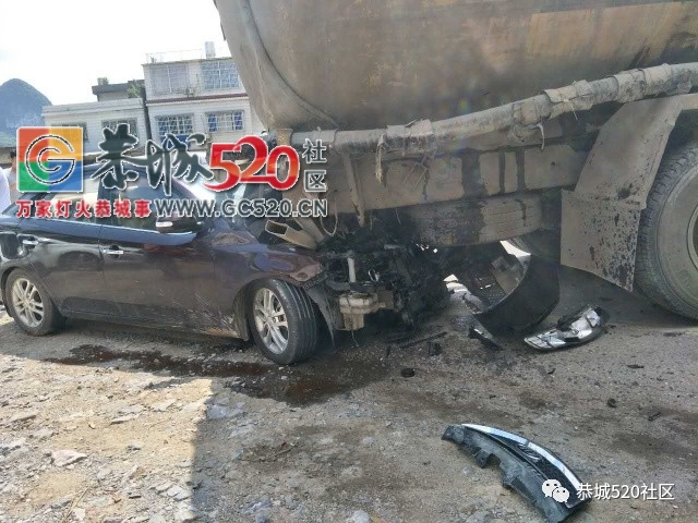 【车祸】 莲花东寨路段一货车撞上电单车，一老人受伤丨 虎尾加油站一湘M牌小车撞上...653 / 作者:社区小编 / 帖子ID:235266