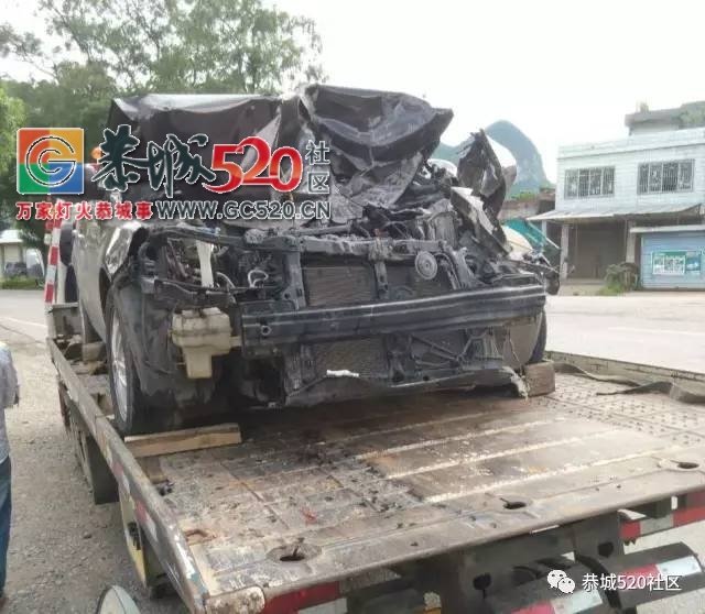 【车祸】 莲花东寨路段一货车撞上电单车，一老人受伤丨 虎尾加油站一湘M牌小车撞上...942 / 作者:社区小编 / 帖子ID:235266