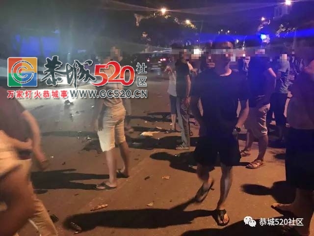 警惕！恭城昨夜一连两起车祸，其中一人重伤昏迷不醒528 / 作者:社区小编 / 帖子ID:235359