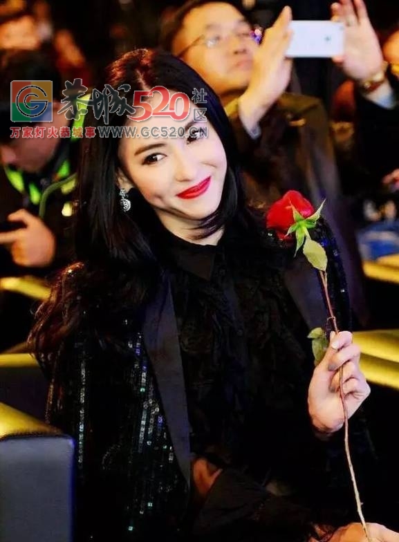 女人为什么要挣钱？第一句对话我看了五遍！260 / 作者:jphzy / 帖子ID:235487
