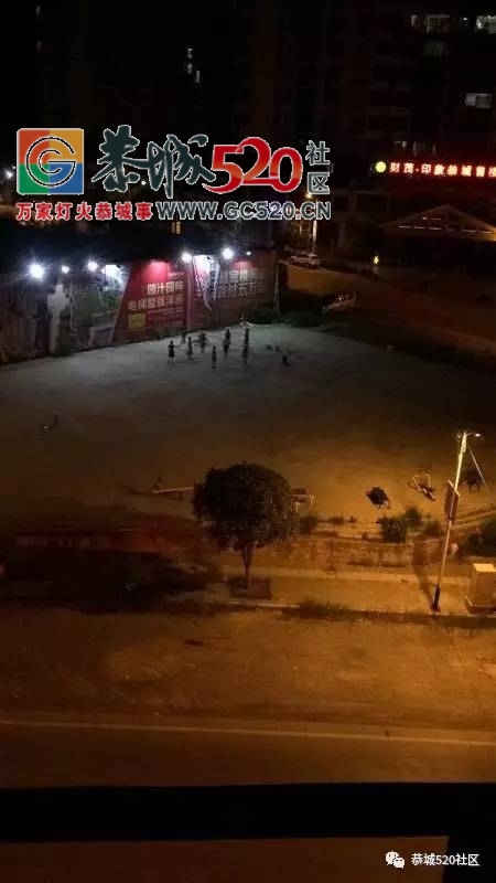 【恭城身边事】白马大桥通车后灰尘扬漫天|广场舞变“扰民舞” 居民苦不堪言181 / 作者:社区小编 / 帖子ID:235537