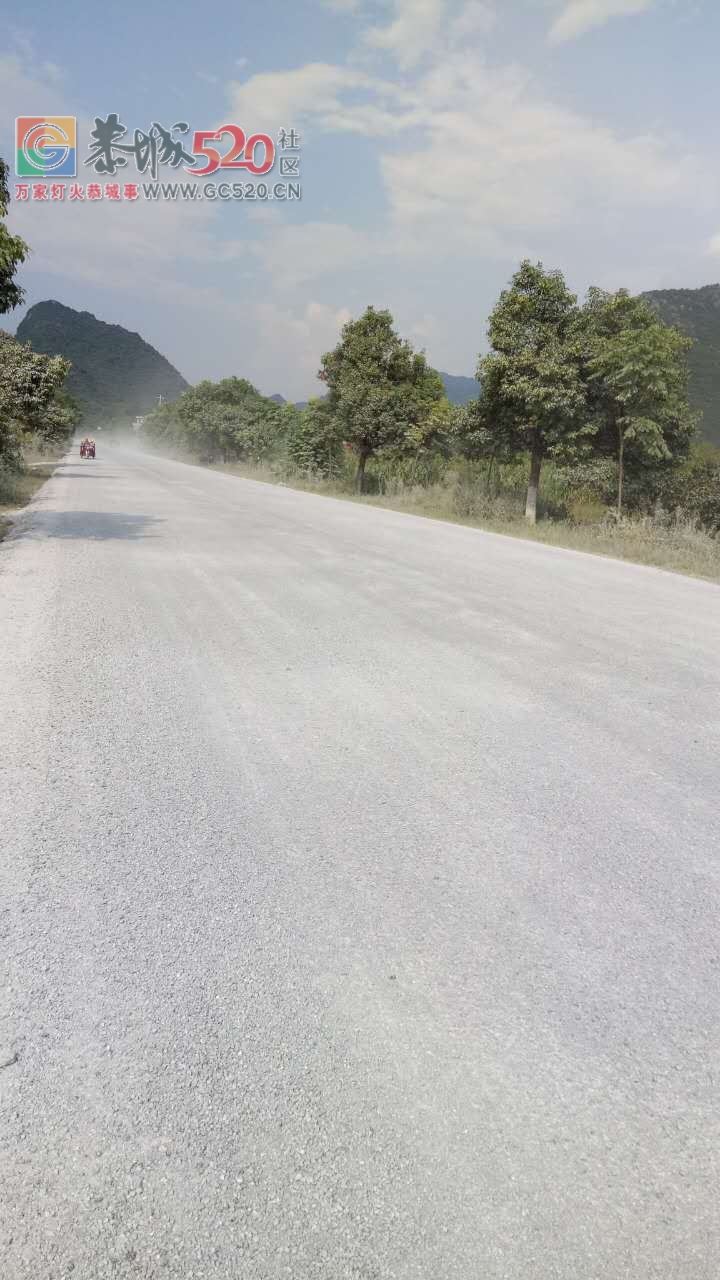 加会麒麟山的路一有车经过带起嘭尘起来路都不见克了117 / 作者:恭城油茶茶江水 / 帖子ID:235598