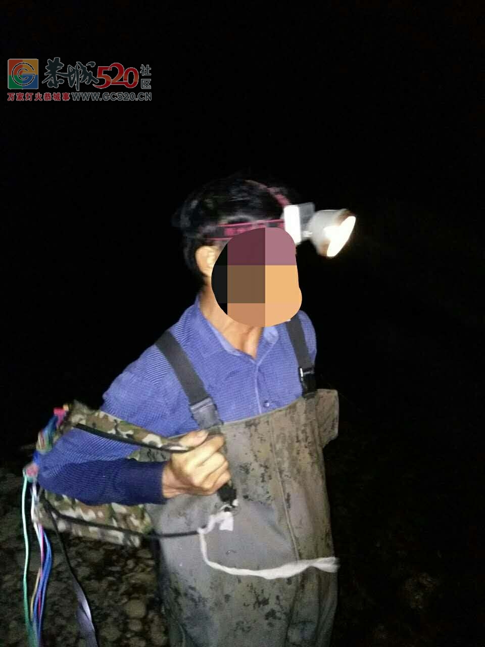 恭城栗木镇石头村又有人电鱼，村民下水阻拦还敢电人？真的是胆大！242 / 作者:恭城栗木人 / 帖子ID:235701