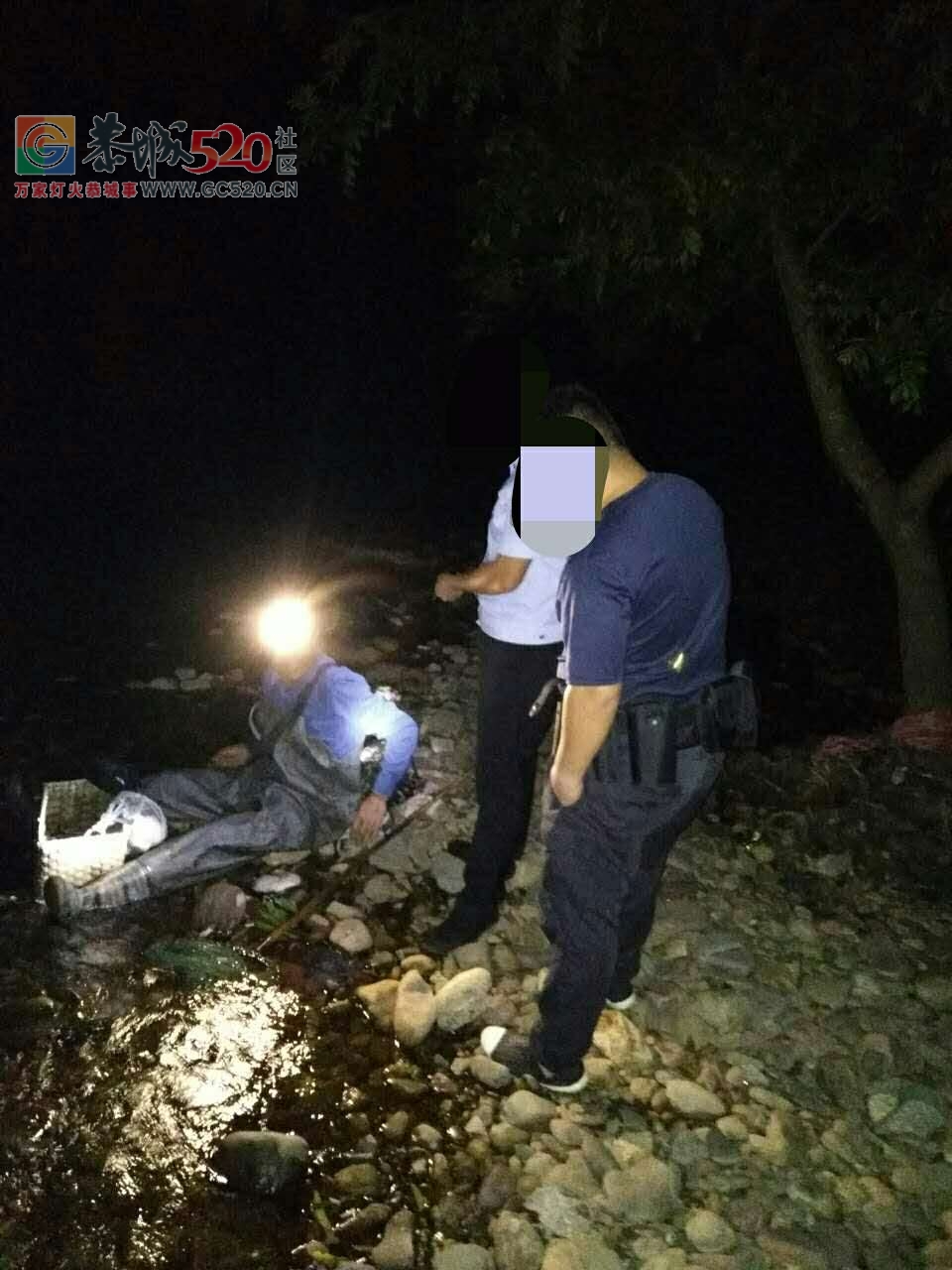 恭城栗木镇石头村又有人电鱼，村民下水阻拦还敢电人？真的是胆大！397 / 作者:恭城栗木人 / 帖子ID:235701