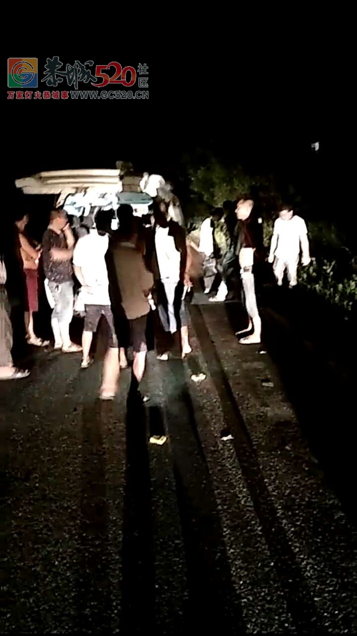 栗木建安路口发生的车祸，又是酒驾？938 / 作者:高负帅 / 帖子ID:235944