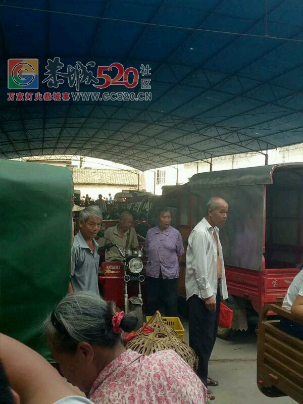 加会以前的猪仔行变停车场，政府部门能不能找个适当地方给他人放车呀824 / 作者:不放手 / 帖子ID:236204
