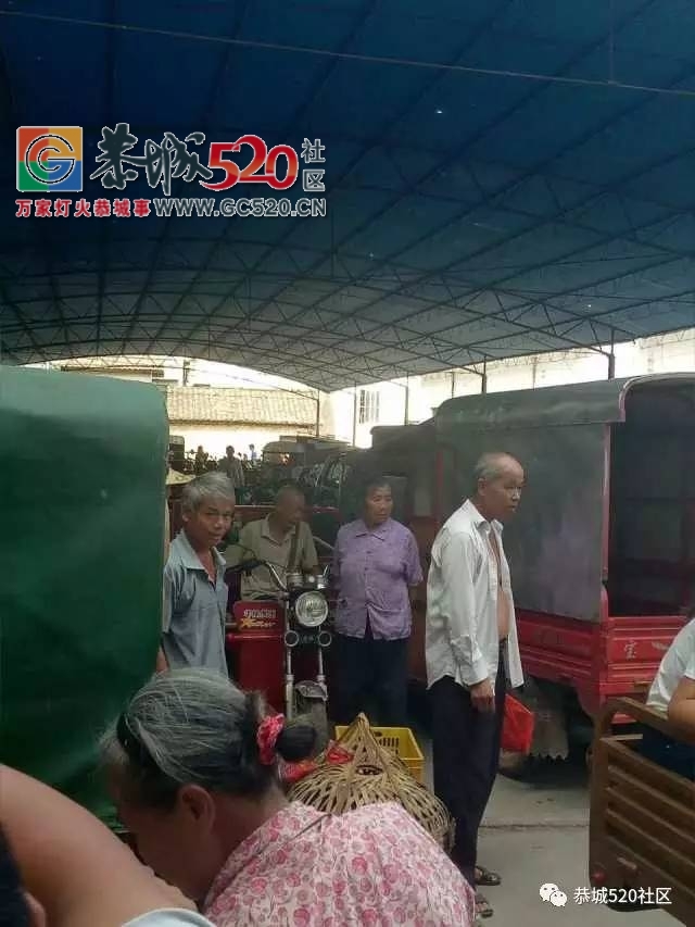 【恭城身边事】嘉会猪仔行却变样成了停车场| 中心广场摊位、车位该如何平衡348 / 作者:社区小编 / 帖子ID:236234