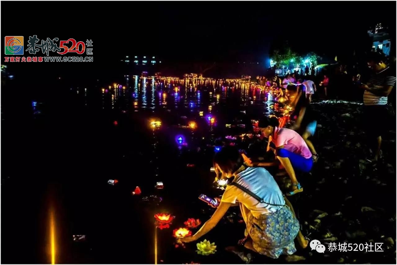 昨夜龙虎河畔数千盏河灯飘飘荡荡，最美的风景送给你~46 / 作者:社区小编 / 帖子ID:236379