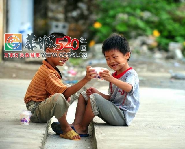 今天，致敬老师！西岭刘让辉老师大瑶山里默默耕耘40年只为孩子们不失去学习的机会346 / 作者:社区小编 / 帖子ID:236551