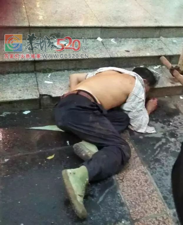 栗木房屋外墙规划建设搭架不规范，安全隐患大|政府修路助扶贫 民生工程暖人心111 / 作者:社区小编 / 帖子ID:236600