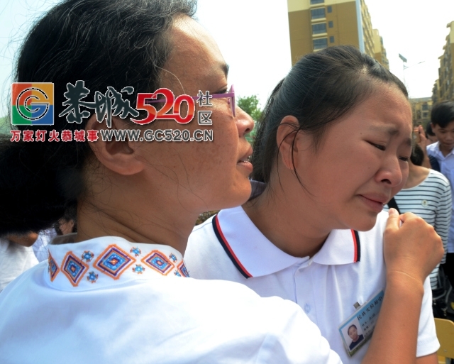 民族实验初中成功举行“爱祖国 爱父母 爱老师”主题讲座346 / 作者:何明明 / 帖子ID:236913