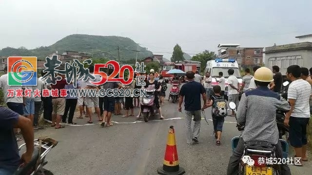 栗木街天网摄像头悬挂多日无人维护|路口老村货车冲下路基交通拥堵678 / 作者:社区小编 / 帖子ID:237049