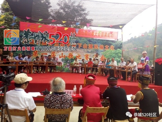上百人聚集恭城南岬仙姑庙，只为听上一曲恭城山歌698 / 作者:社区小编 / 帖子ID:237106