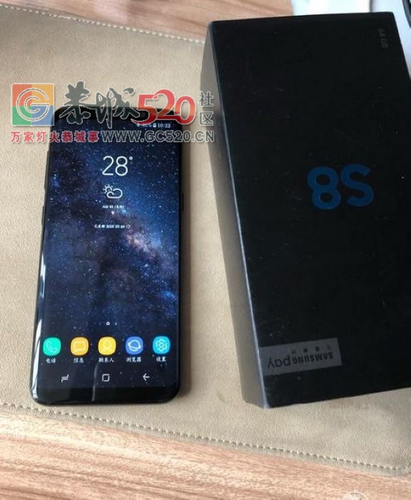 出三星Galaxy S8黑色558 / 作者:12bb / 帖子ID:238571