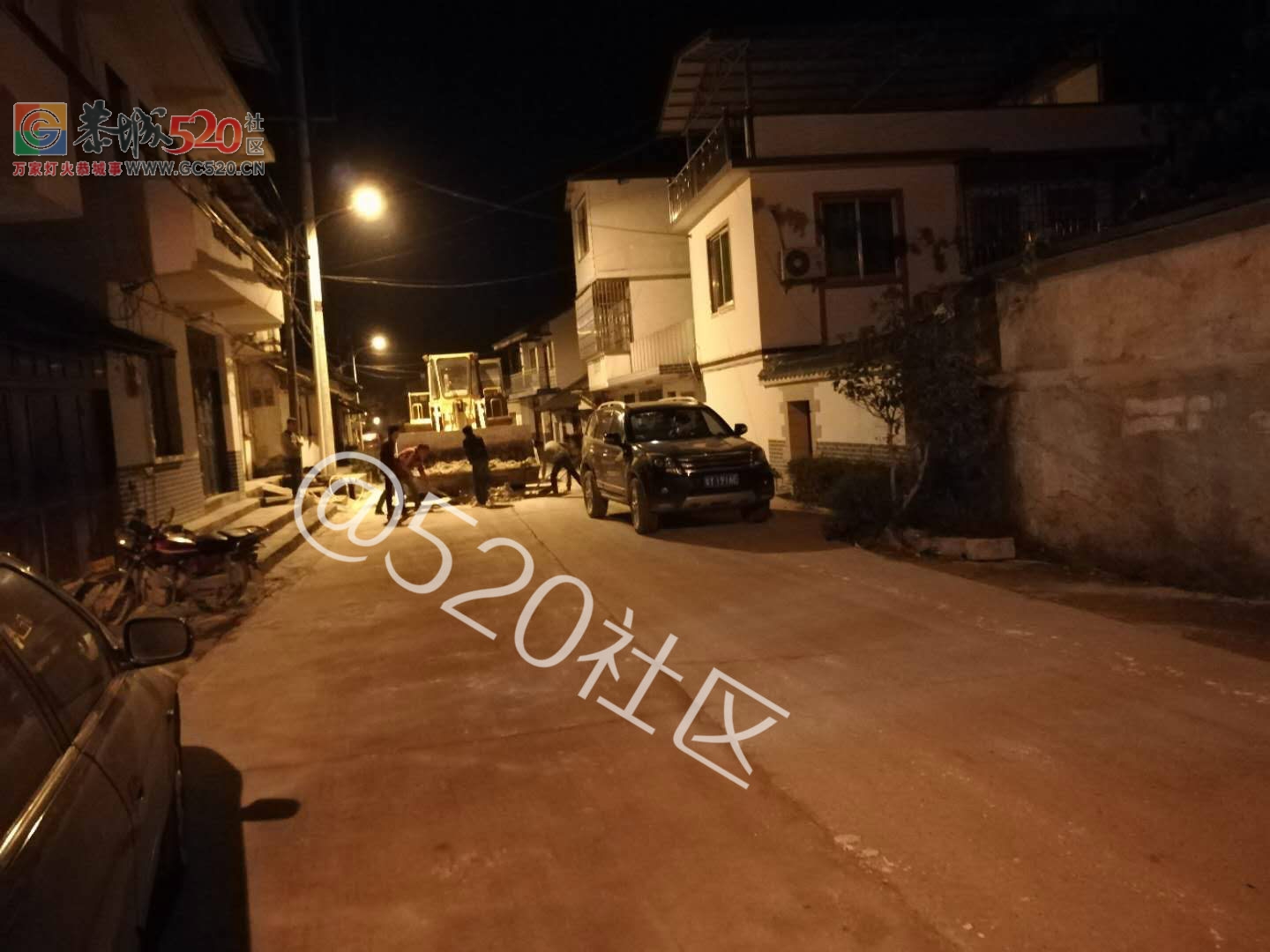 拉沙车不分昼夜，不仅影响交通和夜间安宁，还一路不断掉沙，满地狼藉！！864 / 作者:雨打芭蕉残 / 帖子ID:238582