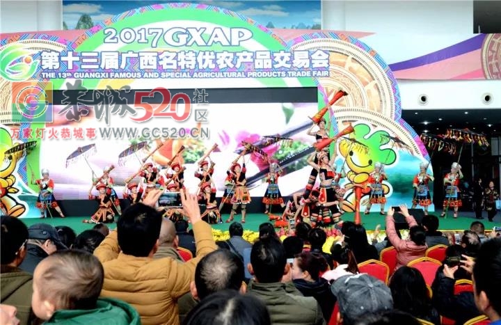 我县展出农产品在第十三届广西名特优农产品交易会抢眼661 / 作者:分叉路口 / 帖子ID:246126
