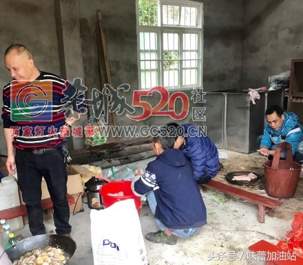 农村婚宴，厨房一派繁忙景象551 / 作者:凤凰山脚的人家 / 帖子ID:246440