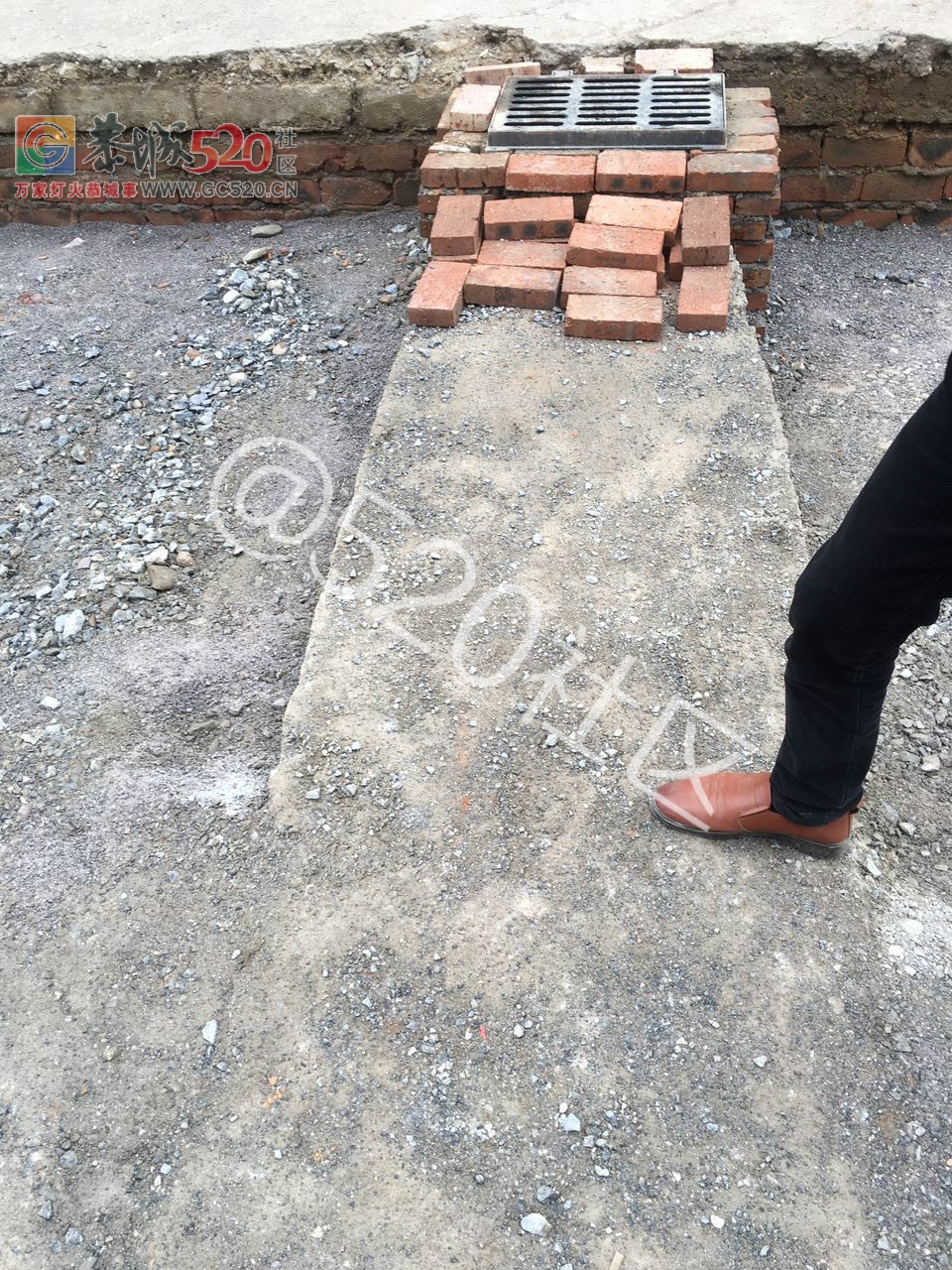 栗木街一条路那久没完工，严重影响居民生活及生意，损失谁来担？？862 / 作者:小小牵牛花 / 帖子ID:246486