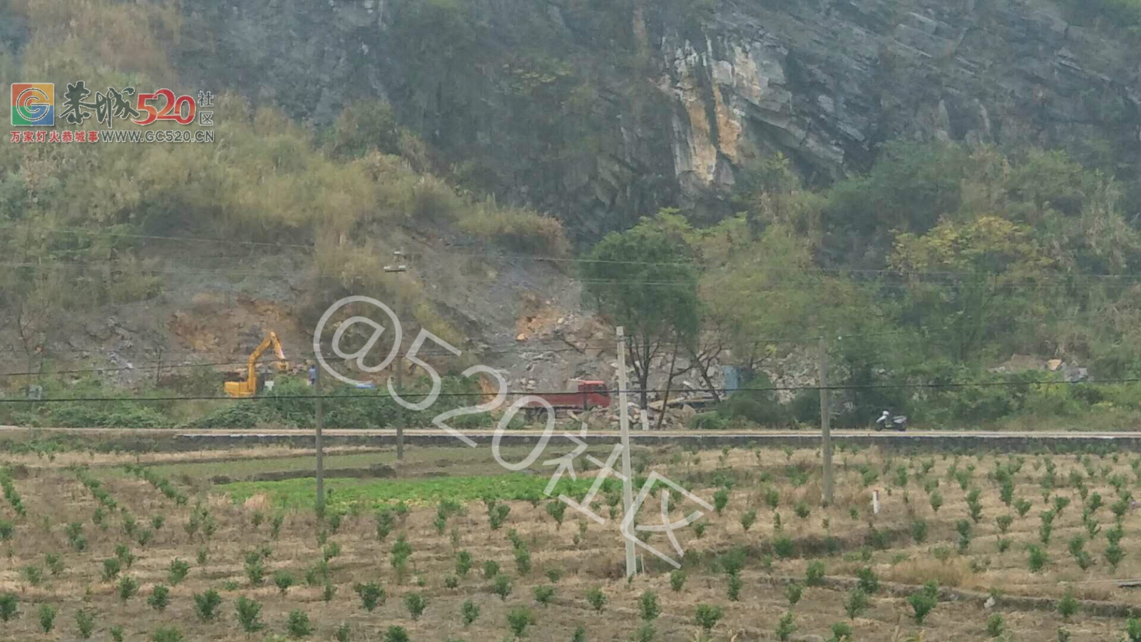 恭城定岗厄村某山头被强行霸占，利用挖机和炮机进行非法开采961 / 作者:讲不出神 / 帖子ID:246513