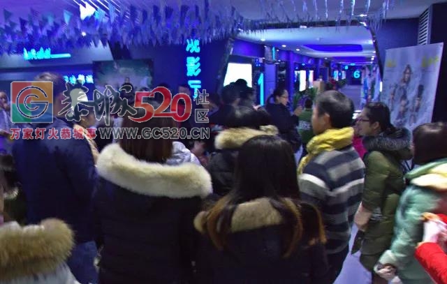热闹！百名帅哥美女齐聚梦迪包场观影，看图猜恭城风土民俗的答案原来是…617 / 作者:深秋的落叶 / 帖子ID:257862