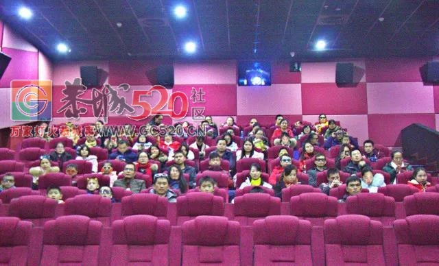 热闹！百名帅哥美女齐聚梦迪包场观影，看图猜恭城风土民俗的答案原来是…411 / 作者:深秋的落叶 / 帖子ID:257862