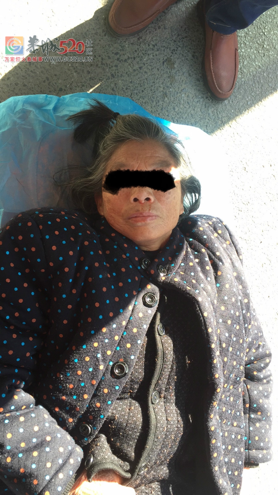 老人两门小心｜城中西路烟草局门口老人被撞，还好并不大碍。813 / 作者:歌声回荡 / 帖子ID:257921