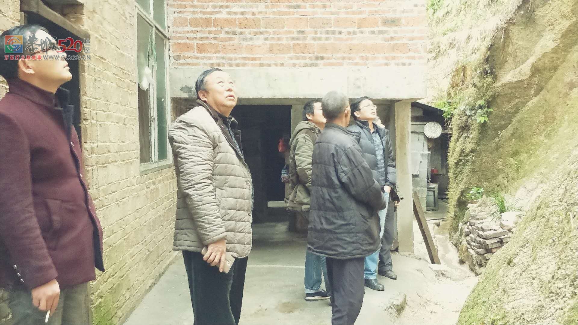 双休日，移民局及交通局冒着大雨视察兰洞库区水毁路669 / 作者:凤凰山脚的人家 / 帖子ID:258309