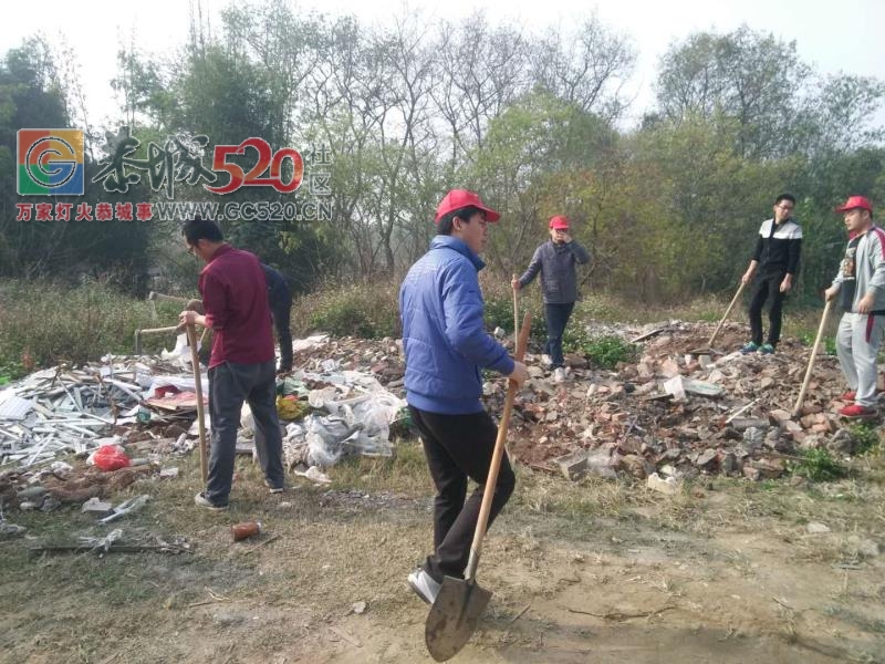 西部志愿者清理黄家圳高铁脚下河边垃圾184 / 作者:狗婆蛇 / 帖子ID:258562