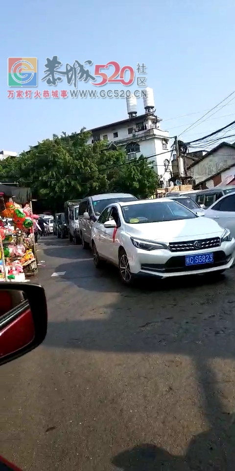 县医院门口这条路天天堵，有没有人管了282 / 作者:花开似花落、 / 帖子ID:259642