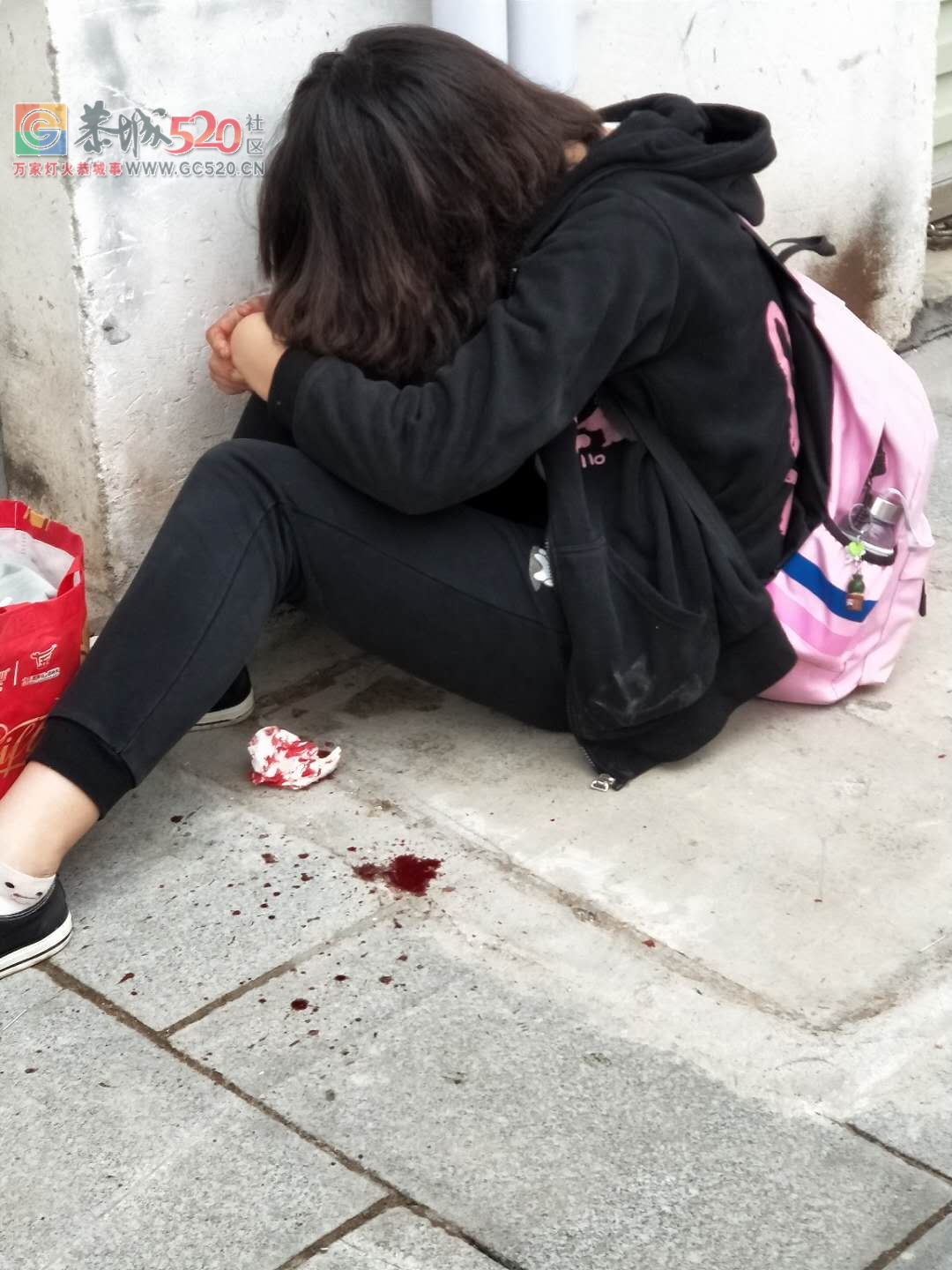 家暴啊！！栗木一小女孩不去读书，给她爸打得进医院了！821 / 作者:小红花 / 帖子ID:260590
