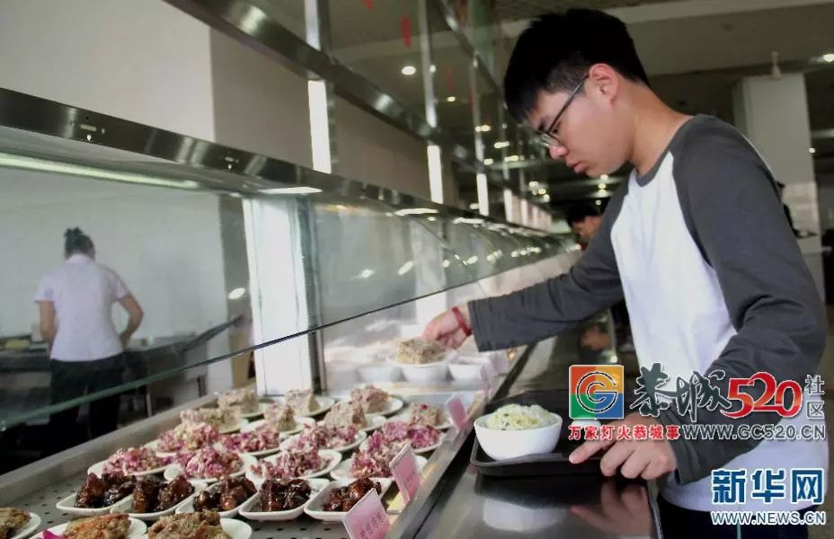 油炸玫瑰、鲜花包子、玫瑰鸡翅……别人家的大学食堂了解一下？961 / 作者:万事难两全 / 帖子ID:261471