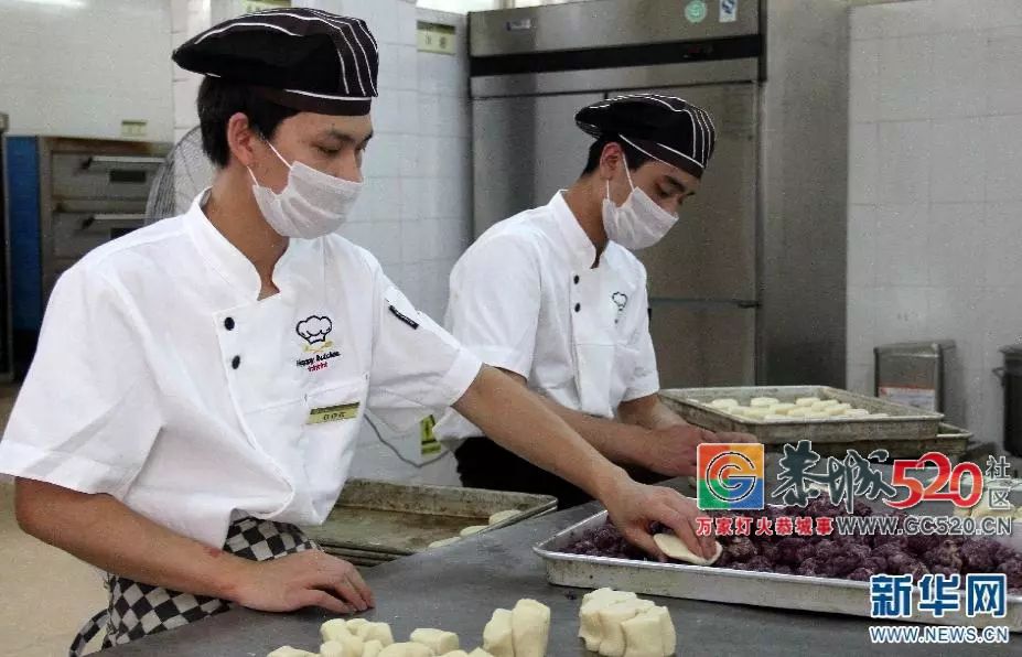 油炸玫瑰、鲜花包子、玫瑰鸡翅……别人家的大学食堂了解一下？658 / 作者:万事难两全 / 帖子ID:261471