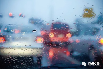 雨天路滑！西岭同一时间段发生两起车祸，这些一定要知道…403 / 作者:登山涉水 / 帖子ID:261528