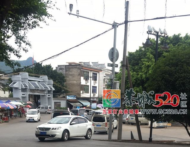 堵车？堵心！谁来治治恭城县医院门前的“肠梗阻”？764 / 作者:红花绿叶 / 帖子ID:261914