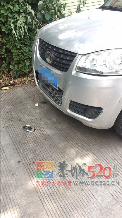 这个车主刮坏了别人的车，还留了一张纸条，值得赞！753 / 作者:狗婆蛇 / 帖子ID:263881