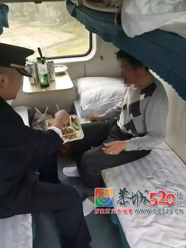有人要把男子赶下火车，列车长一句话一个动作……结局太感人213 / 作者:逢时 / 帖子ID:266477