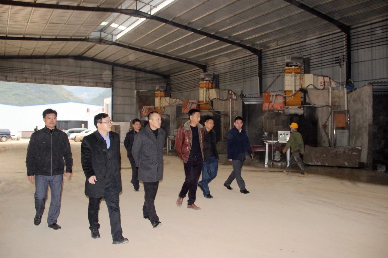 樊新鸿副市长到我县督导工业经济稳增长工作327 / 作者:单身狗的生活 / 帖子ID:266815