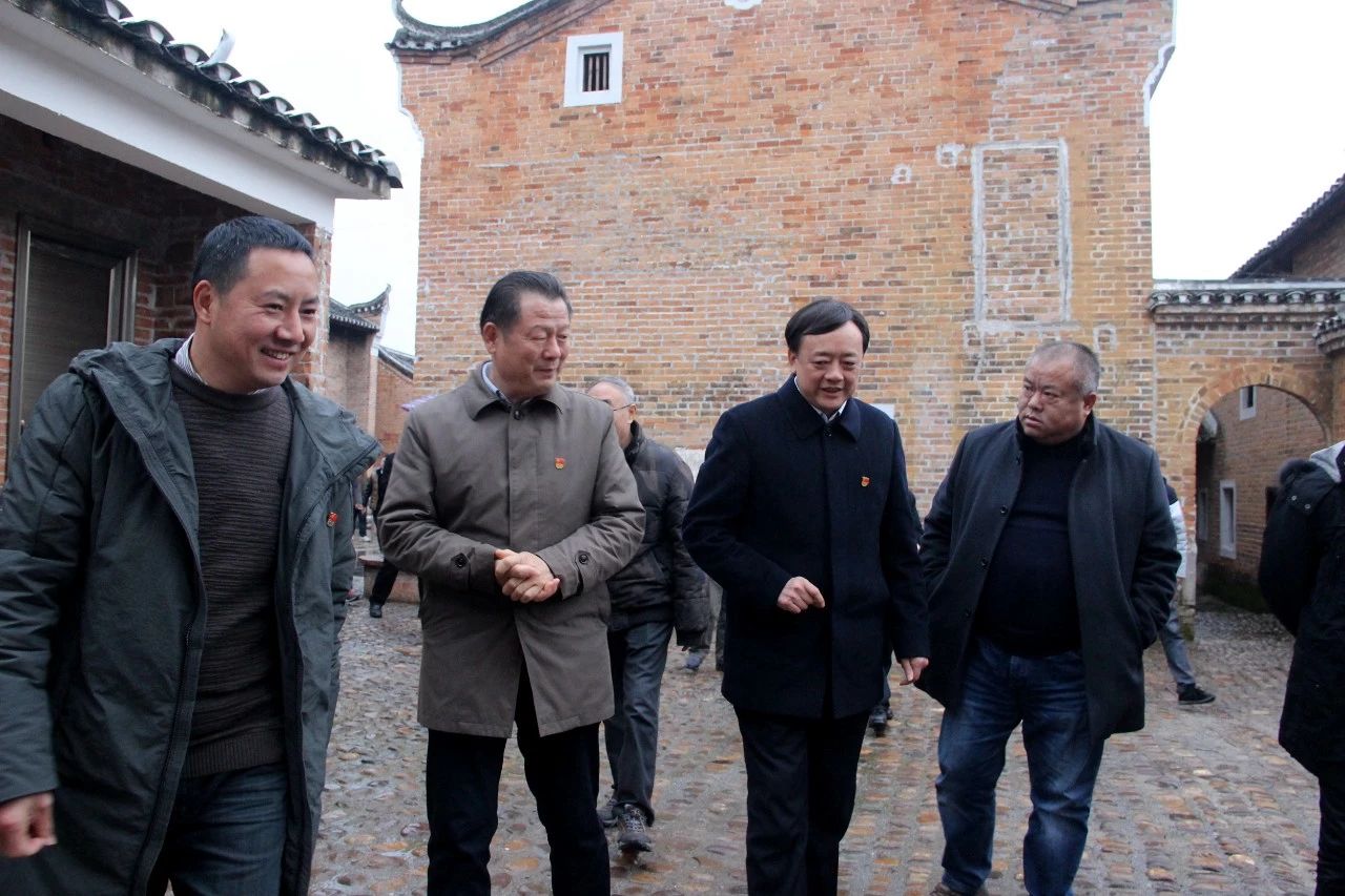 我县开展“美丽瑶乡党旗红”党建品牌亮点示范工程大考核292 / 作者:糕富帅 / 帖子ID:266949