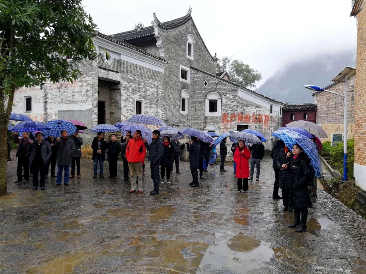 我县开展“美丽瑶乡党旗红”党建品牌亮点示范工程大考核449 / 作者:糕富帅 / 帖子ID:266949