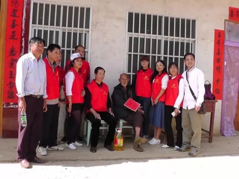 恭城瑶族自治县2018年度中华优秀传统文化“六进” 示范典型和道德模范初步名单公示913 / 作者:深秋的落叶 / 帖子ID:267128