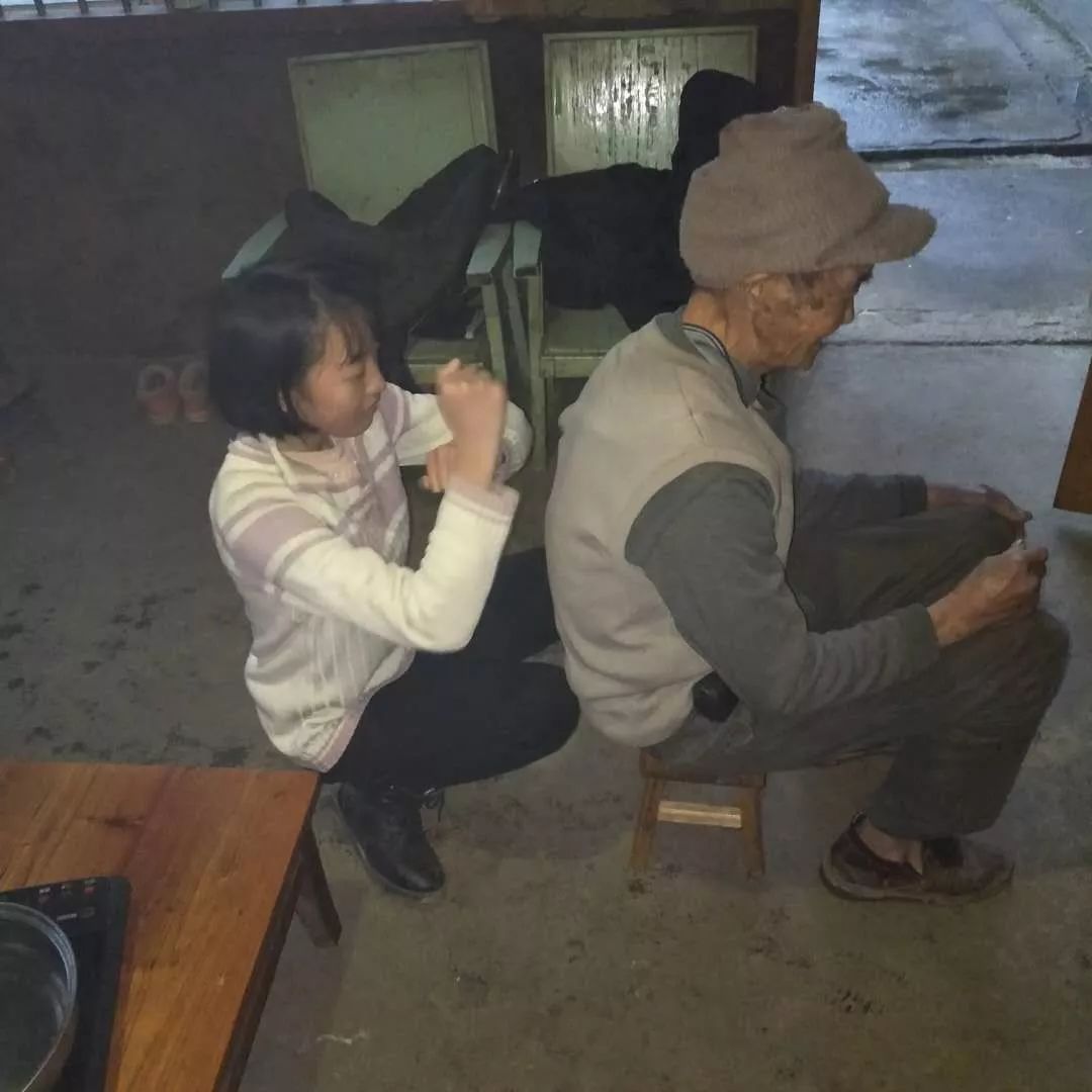 恭城瑶族自治县2018年度中华优秀传统文化“六进” 示范典型和道德模范初步名单公示369 / 作者:深秋的落叶 / 帖子ID:267128