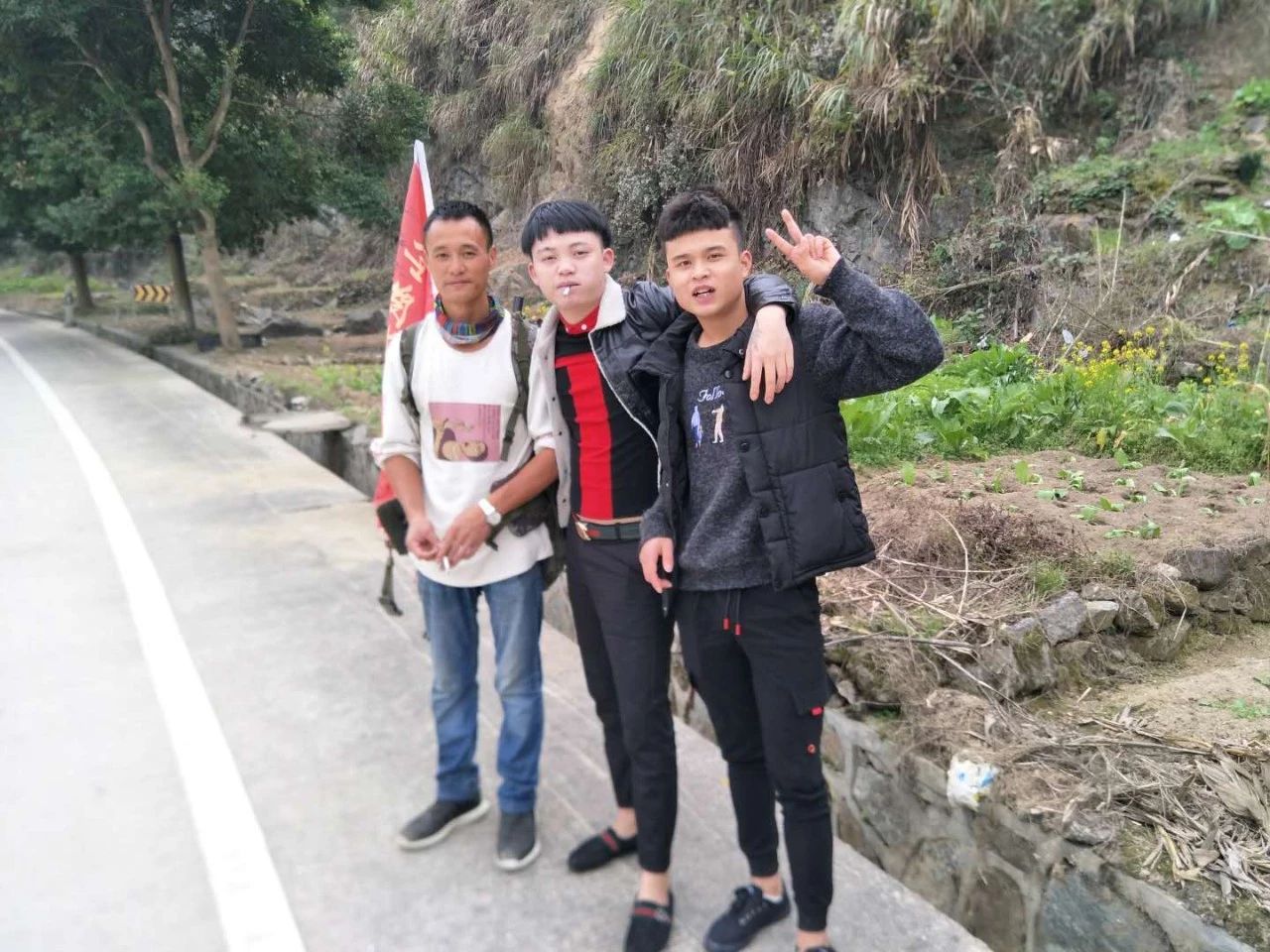 恭城三江小伙千里徒步回家过年第14天，徒步66公里，到达连山县，即将进入广西！482 / 作者:分类小编 / 帖子ID:267297