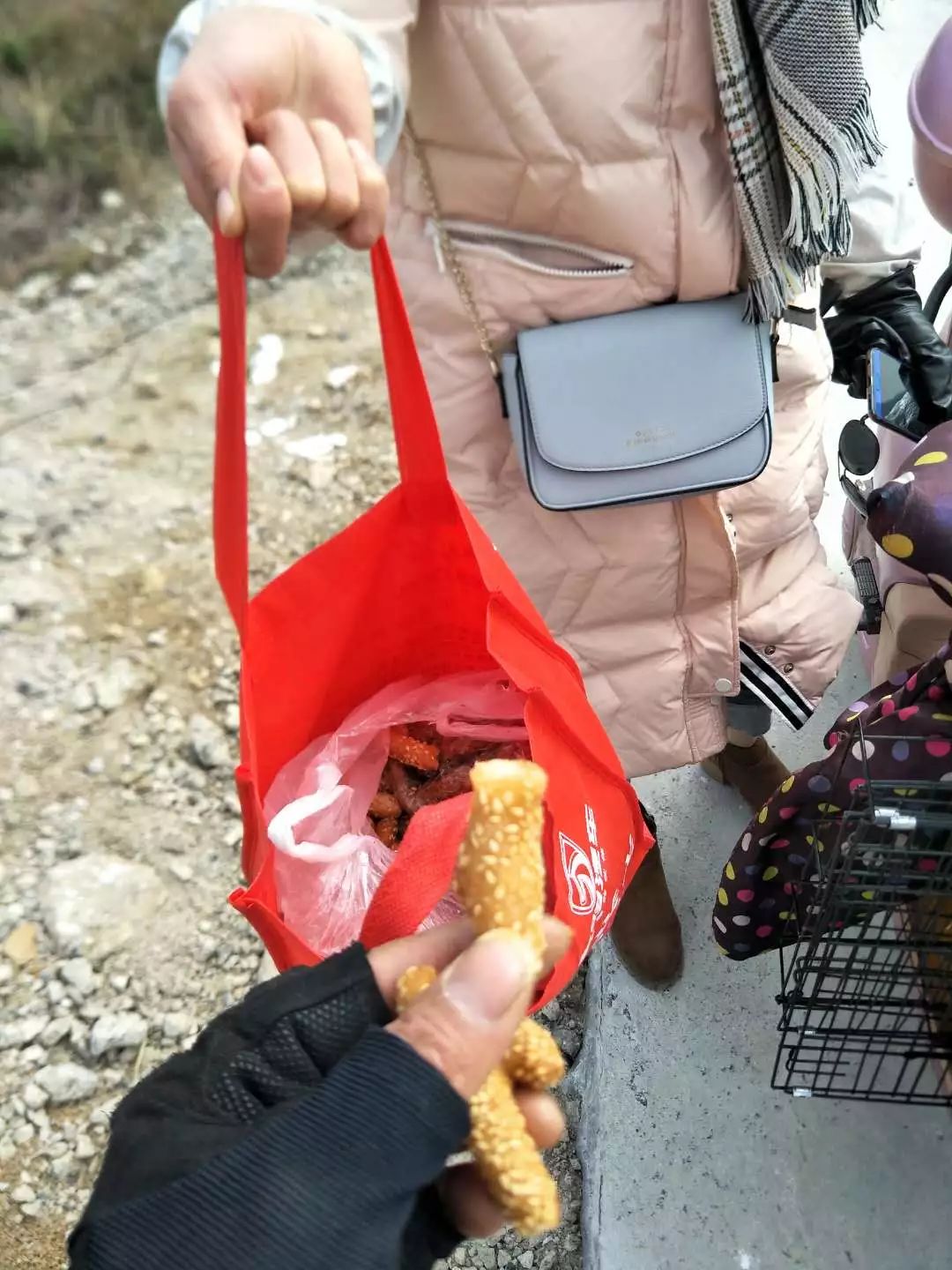 恭城三江小伙千里徒步回家过年倒计时1天，预计2号下午到家320 / 作者:深秋的落叶 / 帖子ID:267320
