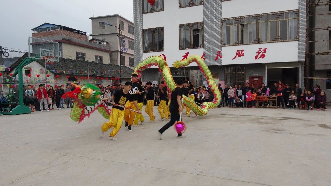西岭：新时代春节 走“文明”范 过热闹年431 / 作者:承接水电安装 / 帖子ID:267330