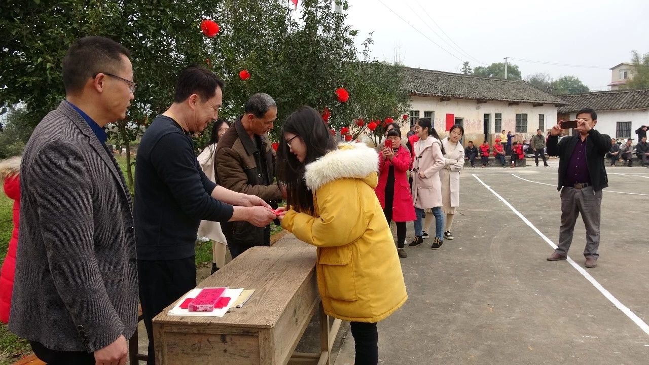 西岭：新时代春节 走“文明”范 过热闹年94 / 作者:承接水电安装 / 帖子ID:267330